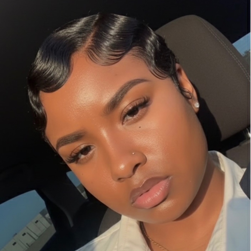 Meet your Posher, Isis